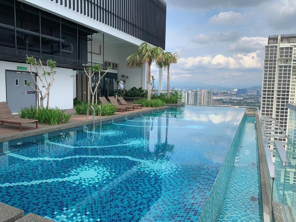 Revo-pavilion-bukit Jalil *